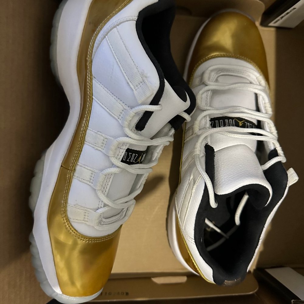 jordan 6 ceremony white and gold size 7 kids